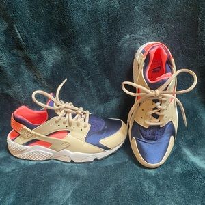 Nike Womens Air Huarache Run Print Running Trainers size 7.5
